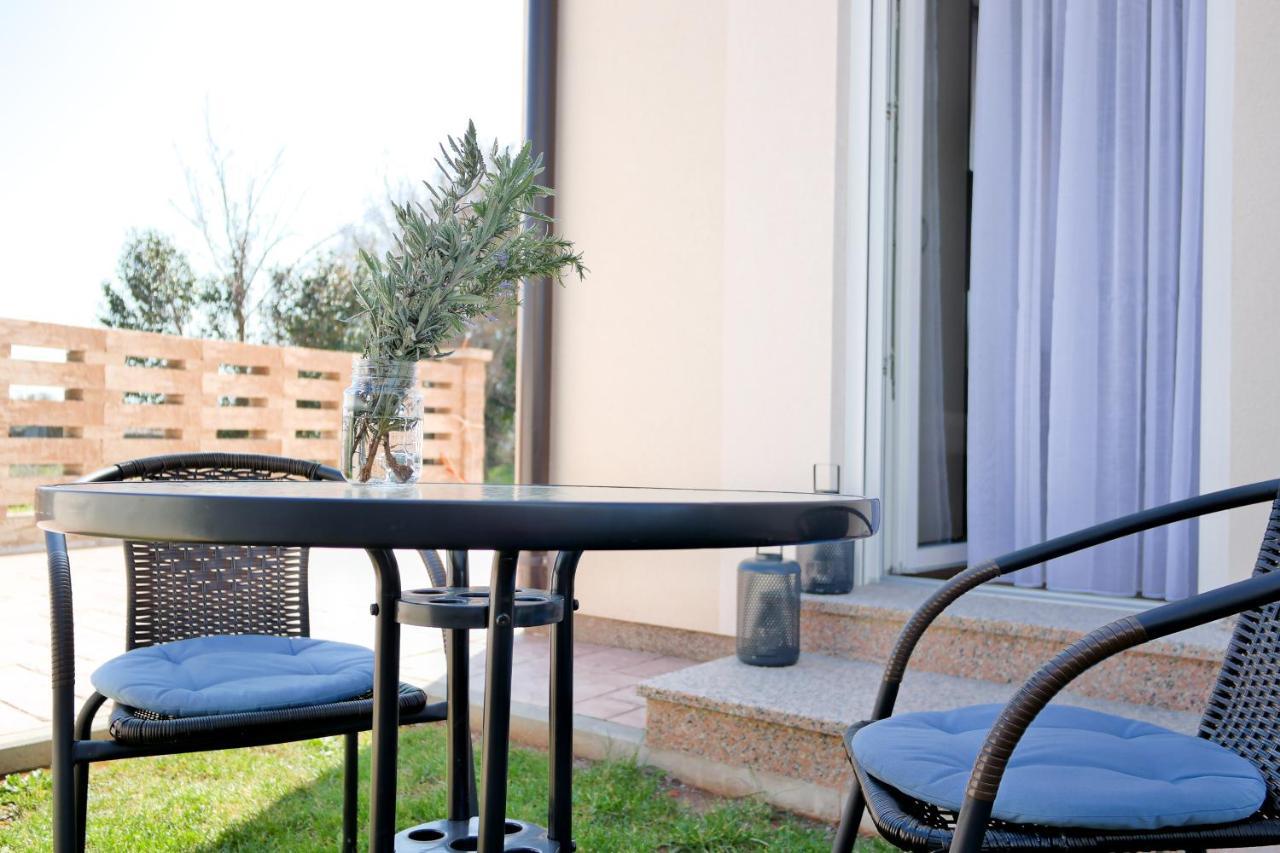 Karbonaca Apartments Fažana Buitenkant foto
